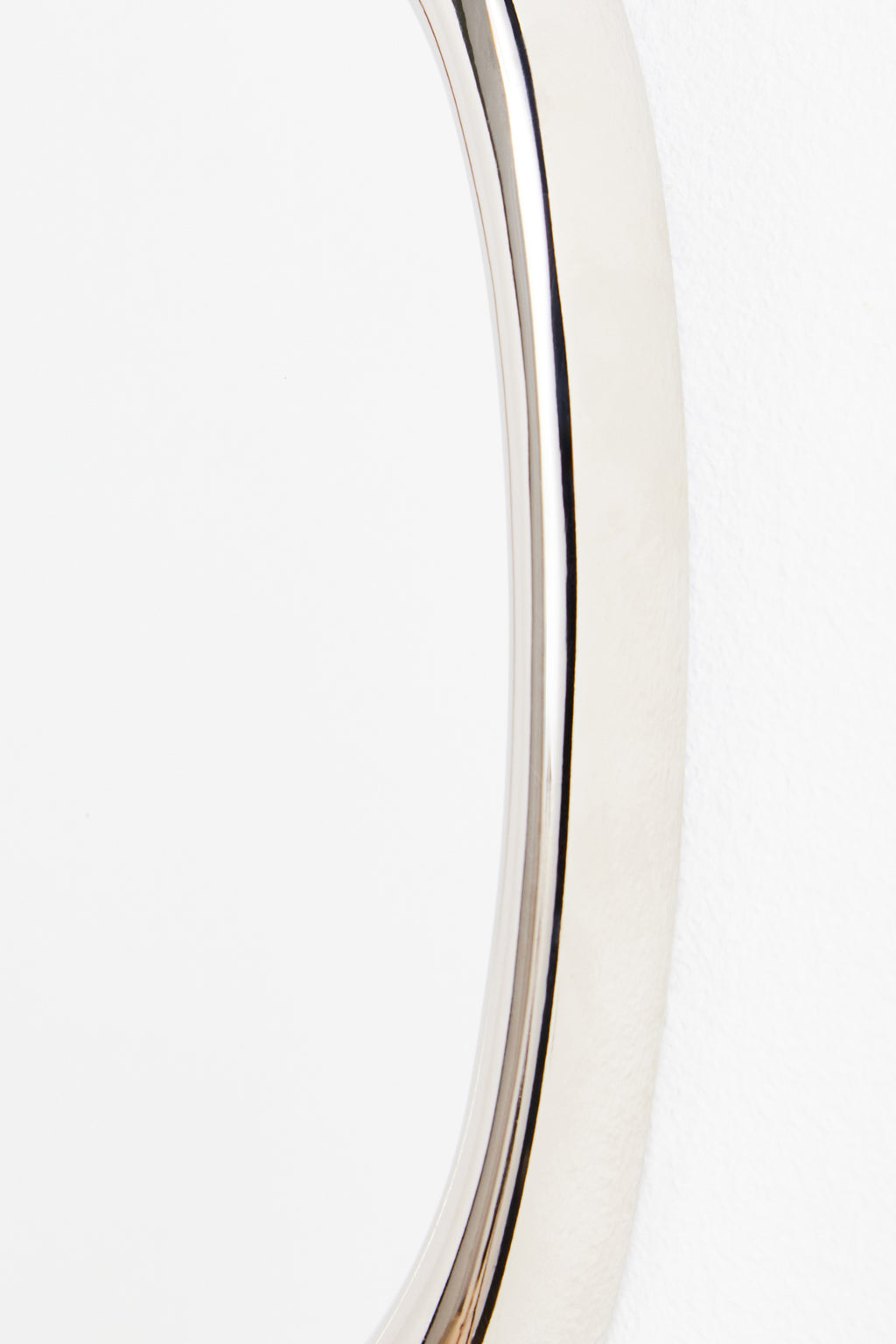 Silfra Small Wavy Round Gallery Wall Mirror in Chrome, product view 3