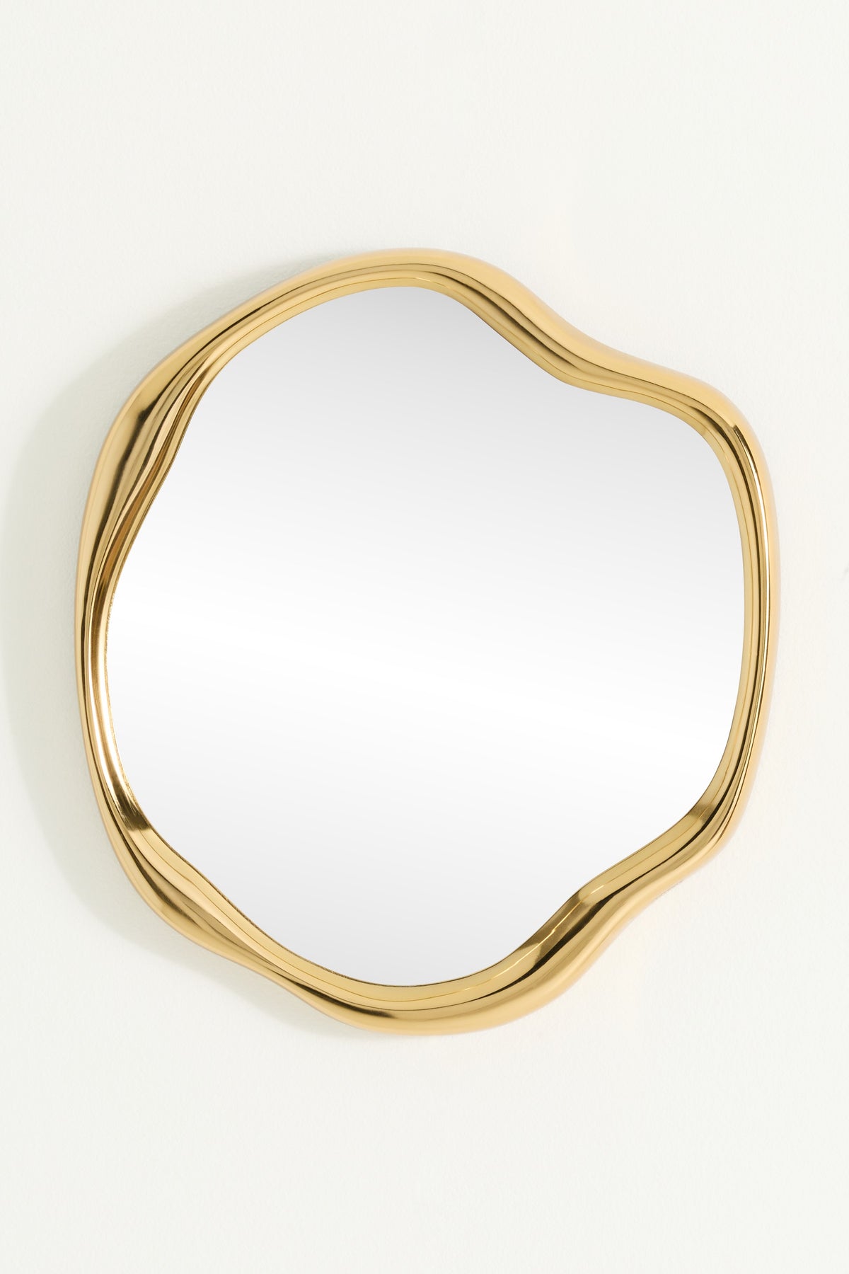Silfra Small Wavy Round Gallery Wall Mirror in Brass, product view 4