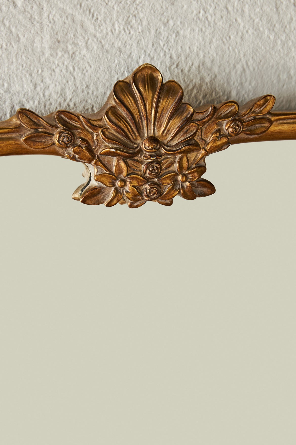 Lilja Floral Crest Gold Rectangular Wall Mirror in 070 Gold, product view 2