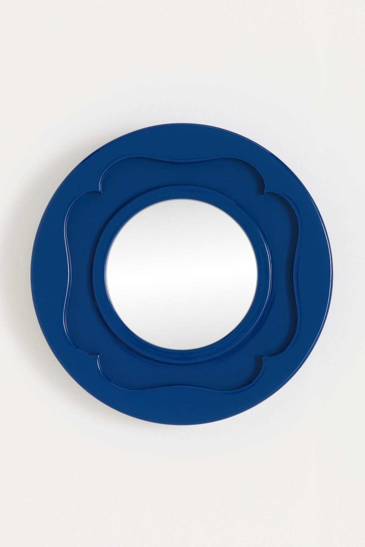 Lita Navy Round Wall Mirror with Scalloped Opening, product view 1