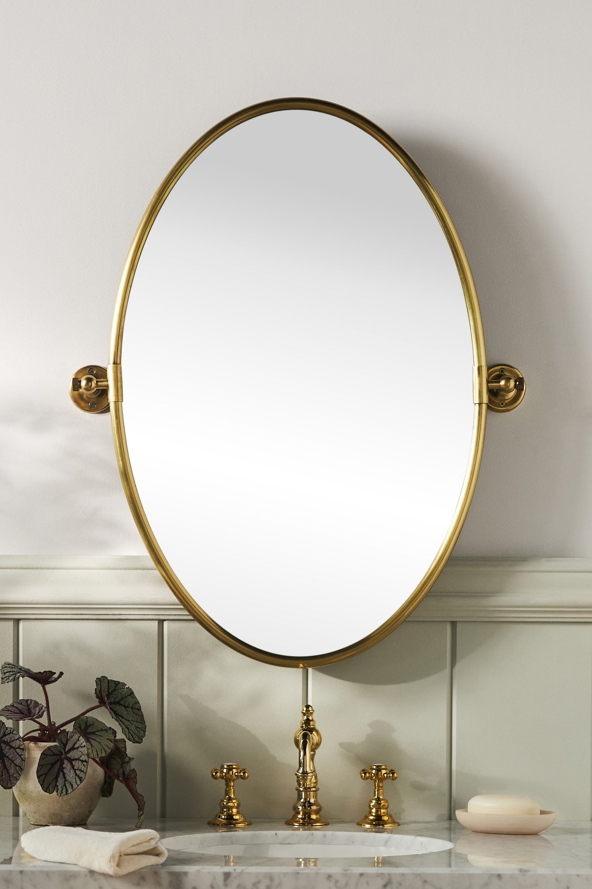 Eir Pivoting Bathroom Wall Mirror, Brass Finish in 070 Gold, product view 7
