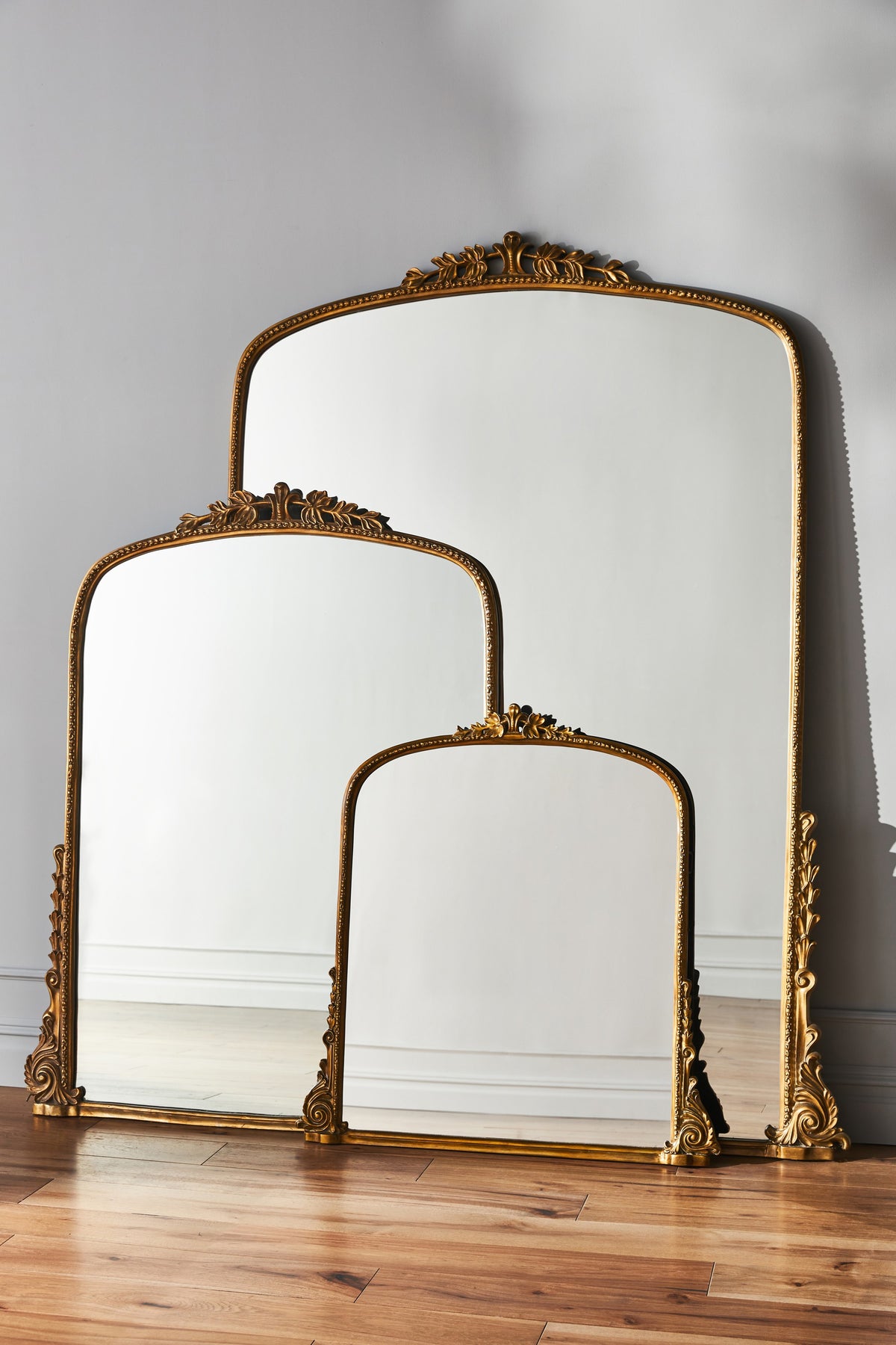 Hekla Baroque Arched Wall Mirror, 3 ft in Gold, product view 10