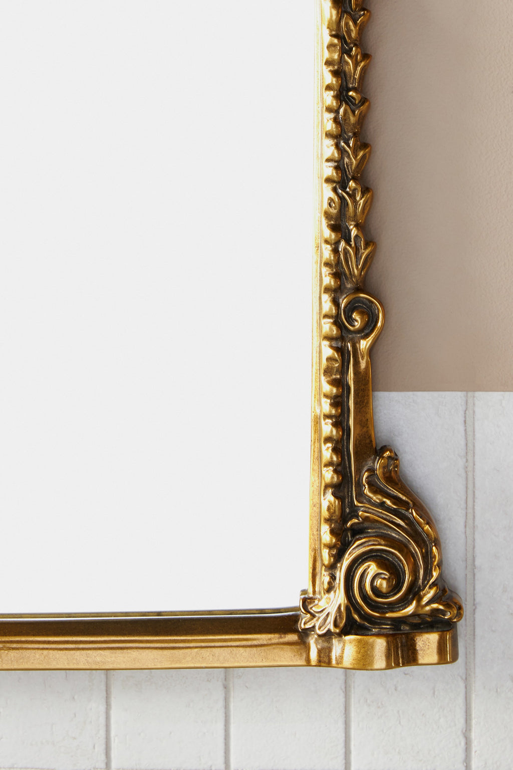 Hekla Baroque Arched Gold Bathroom Mirror, 32 in, product view 3
