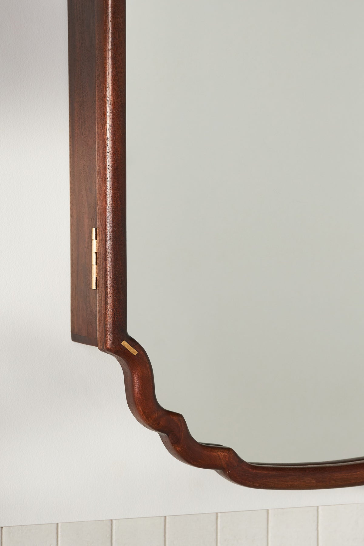 Vatn Acacia Wood Scalloped-Corner Medicine Cabinet in Acacia Brass, product view 3