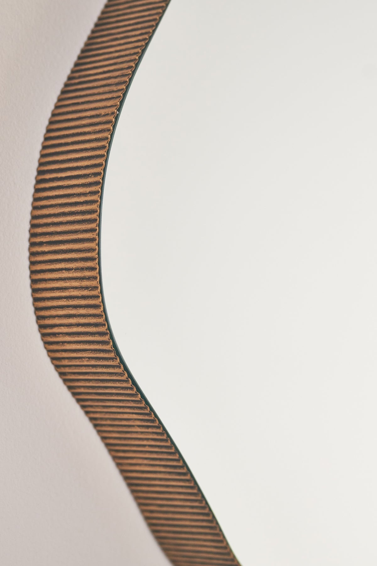 Myra Organic Wall Mirror with Ribbed Edge in 070 Gold, product view 3