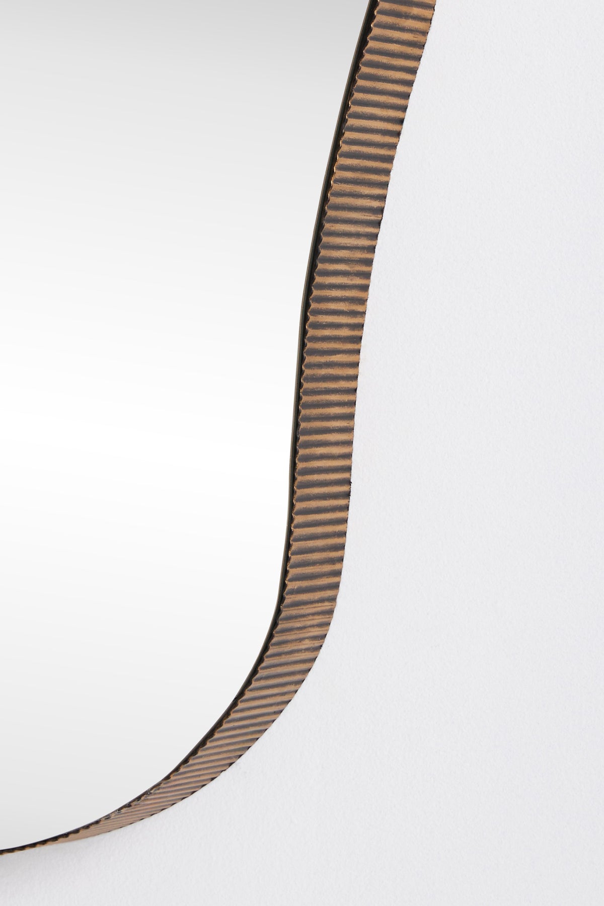 Myra Organic Wall Mirror with Ribbed Edge in 070 Gold, product view 5