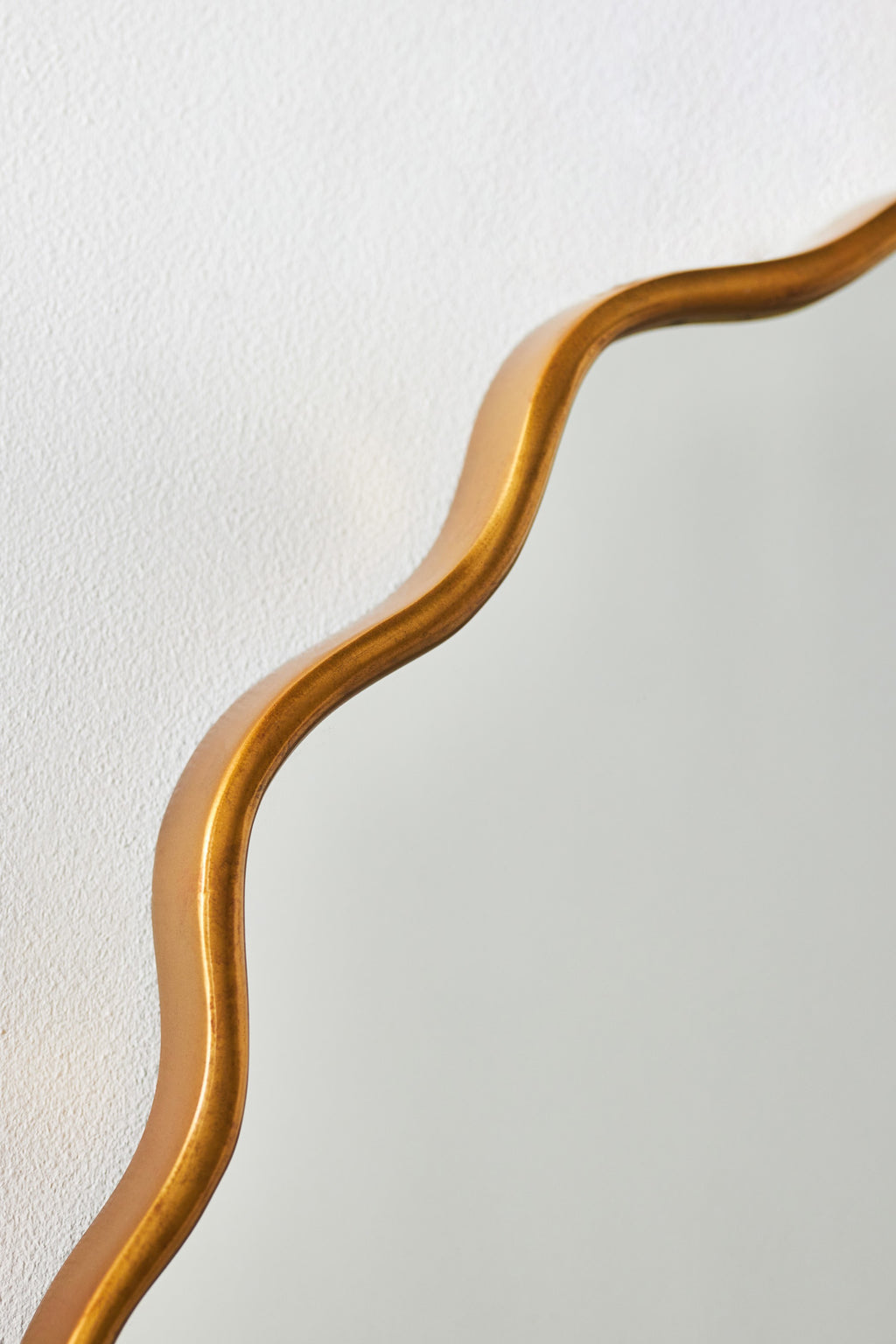 Alda Wavy Scalloped Oval Wall Mirror in Brass, product view 6