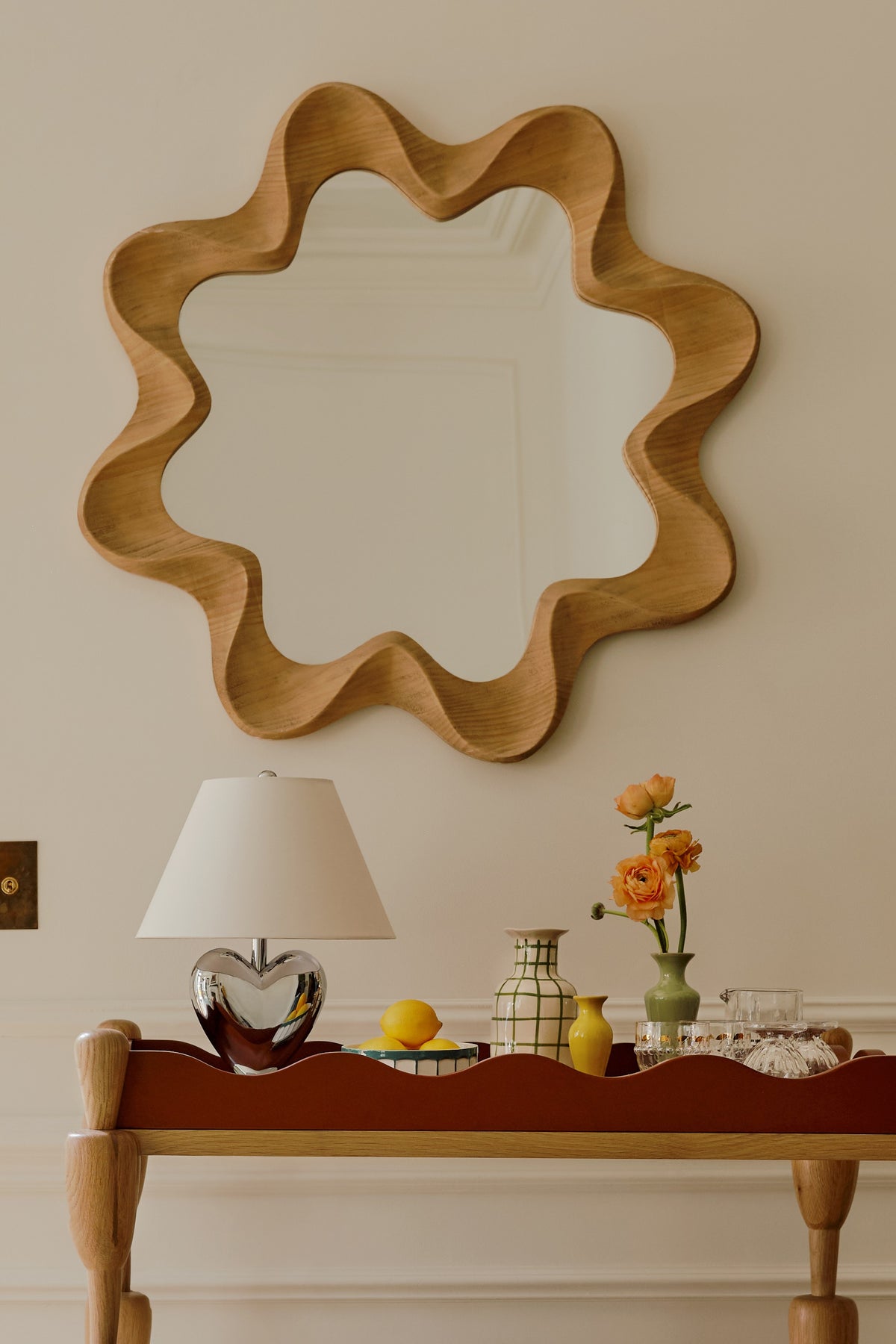 Rosa Wavy Scalloped Wood Round Wall Mirror, 36 in in 020 Brown, product view 1